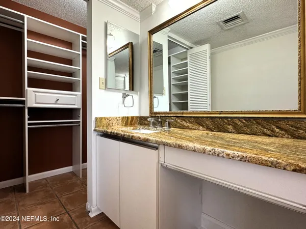$2,350 | 6000 San Jose Boulevard, Unit 5F, Jacksonville, FL 32217