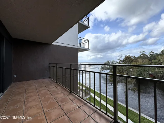 $2,350 | 6000 San Jose Boulevard, Unit 5F, Jacksonville, FL 32217