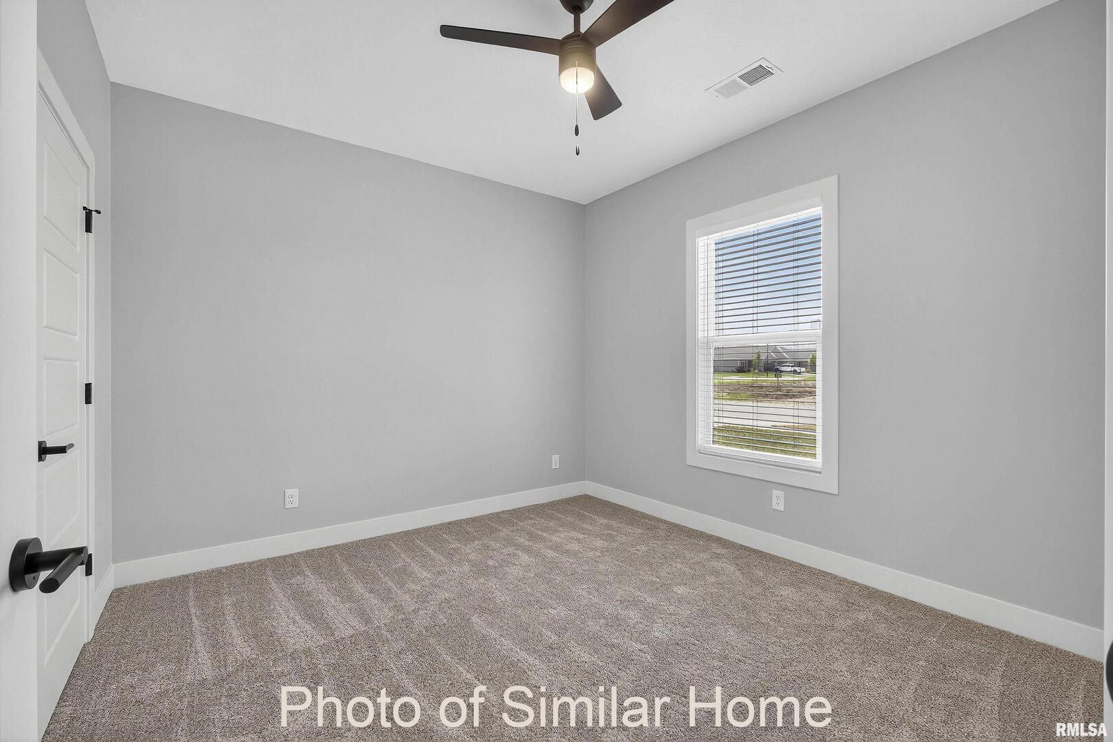 418 North 2nd Street Eldridge, IA 52748 - Photo 3 of 28