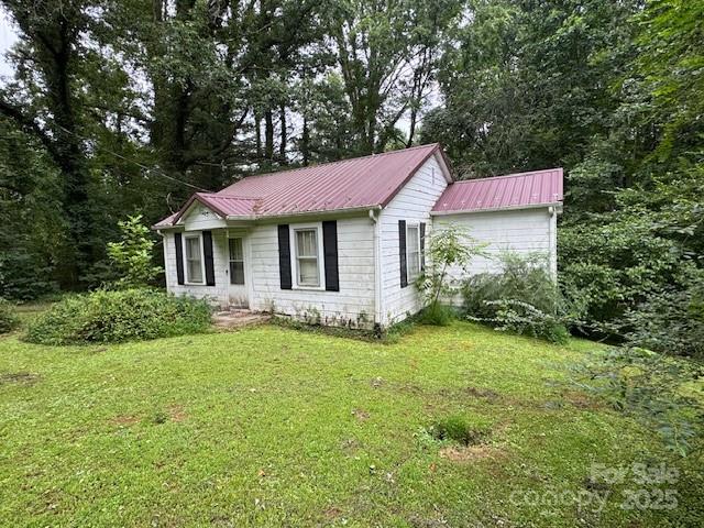 3203 Sheely Road Lenoir, NC 28645 - Photo 2 of 9 Gallery Image 2