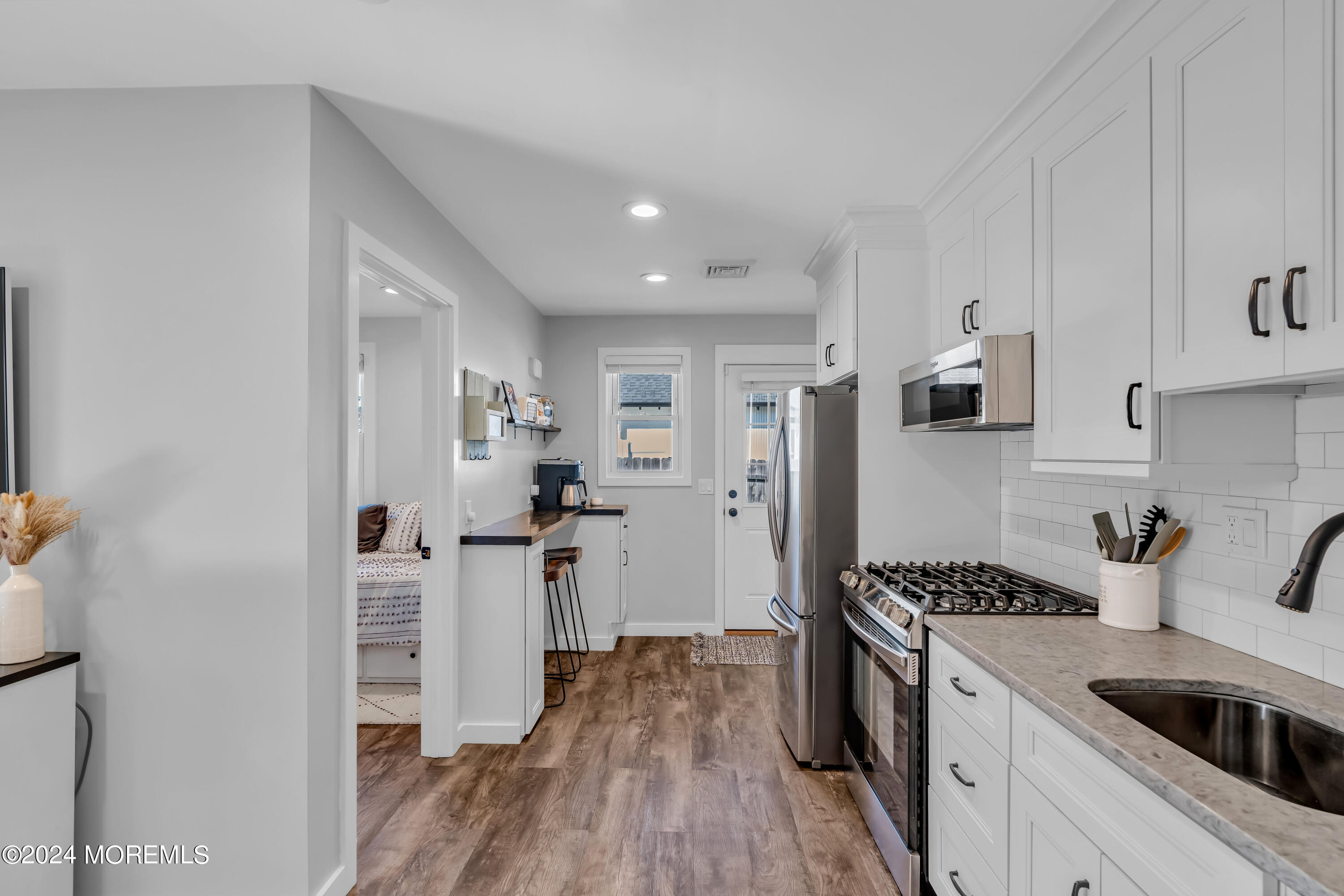 1217 Lister Street, Unit B Point Pleasant, NJ 08742 - Photo 8 of 22 012_dsc00160