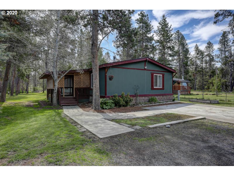 55826 Swan Road Bend, OR 97707 - Photo 1 of 23