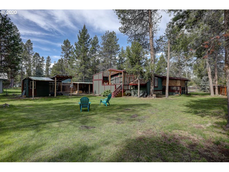 55826 Swan Road Bend, OR 97707 - Photo 14 of 23