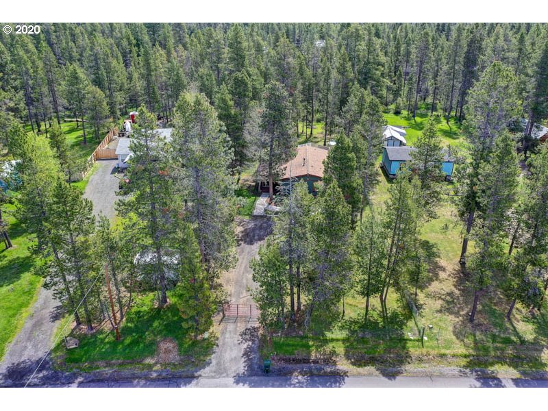 55826 Swan Road Bend, OR 97707 - Photo 15 of 23