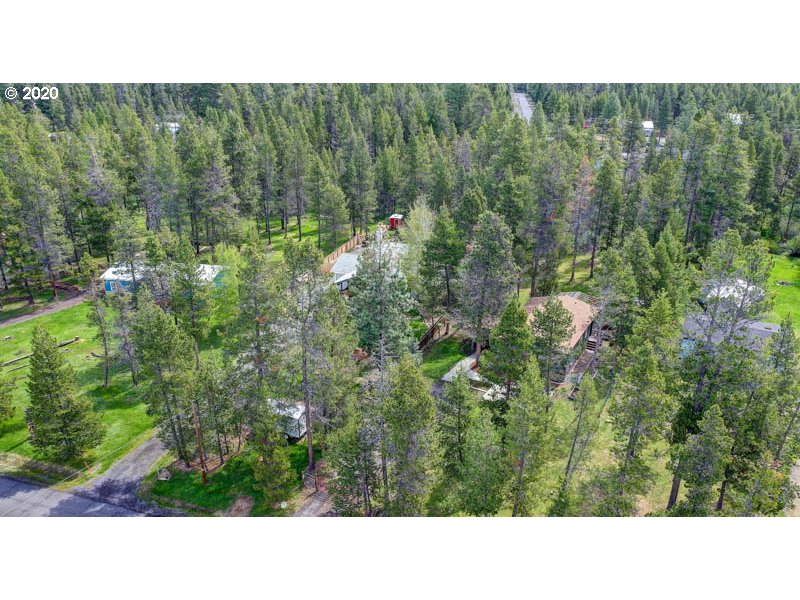 55826 Swan Road Bend, OR 97707 - Photo 16 of 23