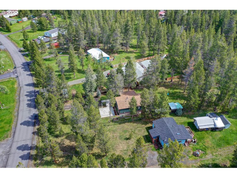 55826 Swan Road Bend, OR 97707 - Photo 17 of 23