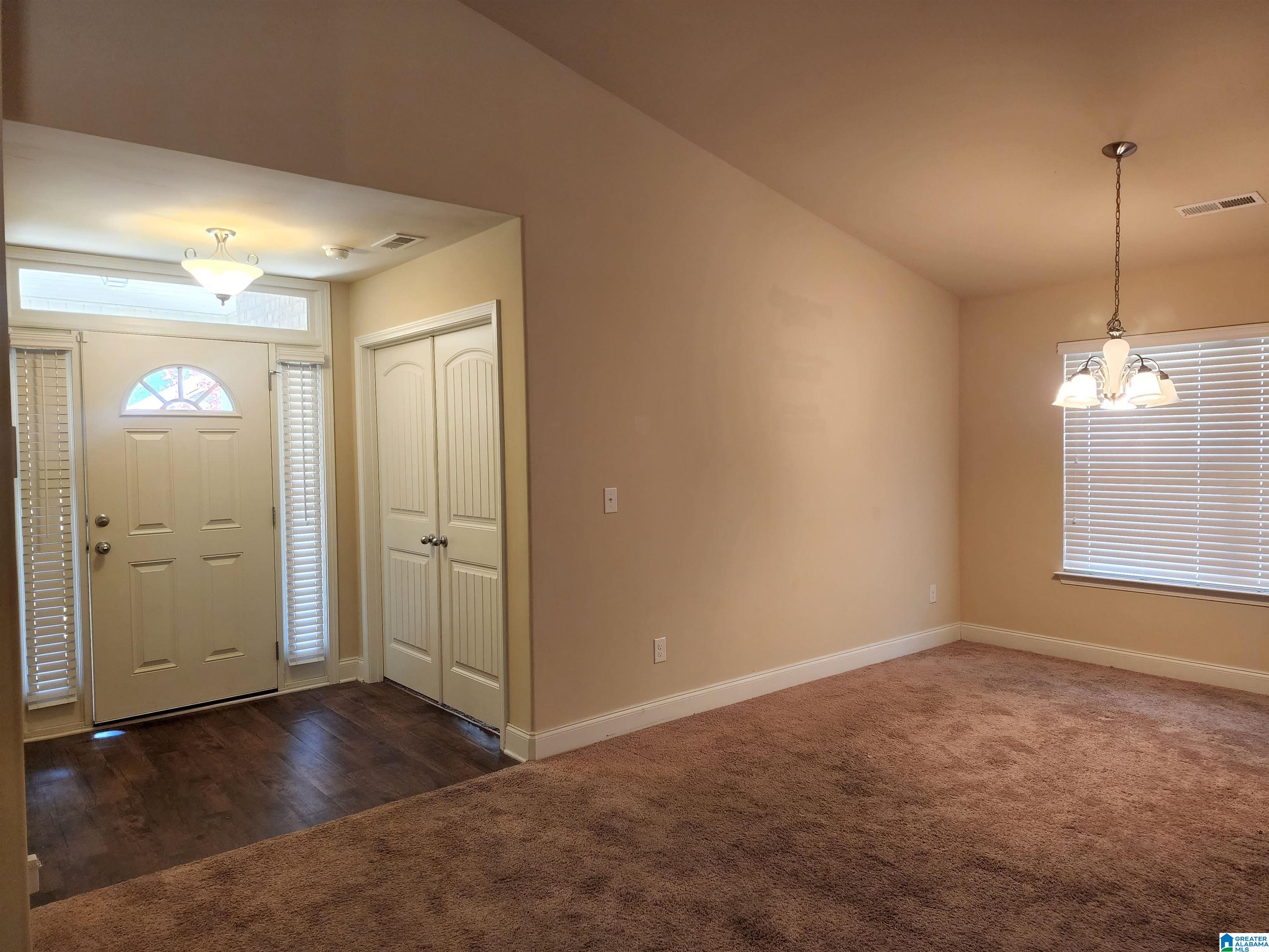 2030 Highview Way Calera, AL 35040 - Photo 4 of 45