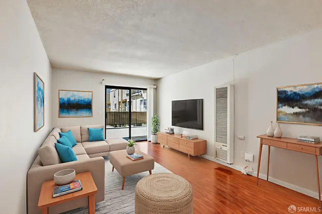 $298,000 | 2077 Washington Avenue, Unit 111, San Leandro, CA 94577