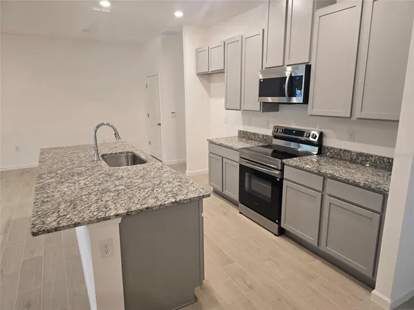 $389,990 | 376 Navajo Avenue, Ormond Beach, FL 32174