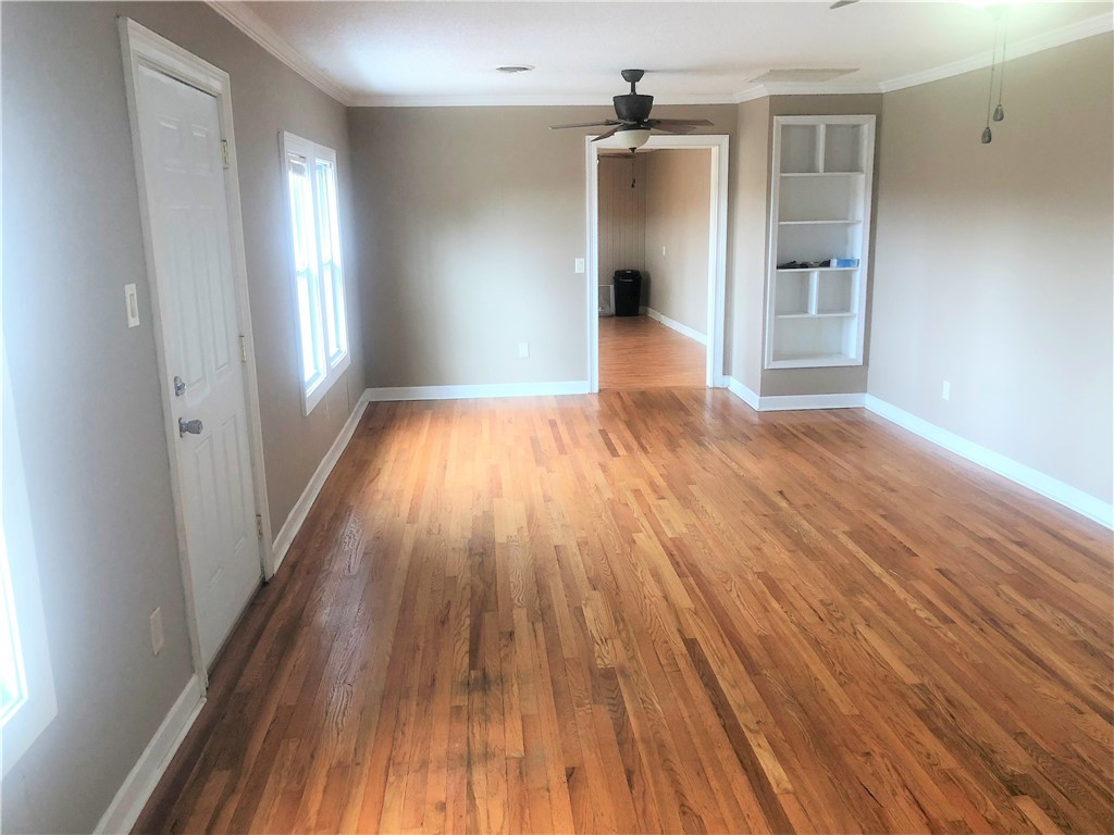 821 Tokeena Road Seneca, SC 29678 - Photo 13 of 30 Gallery Image 13