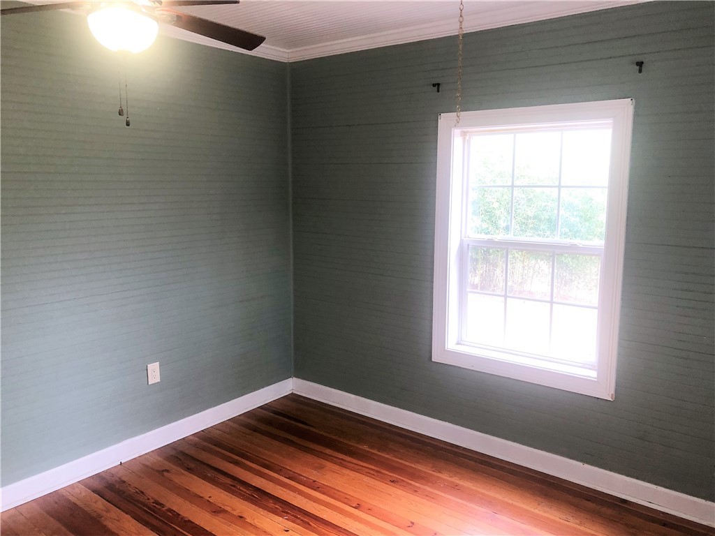 821 Tokeena Road Seneca, SC 29678 - Photo 18 of 30 Gallery Image 18