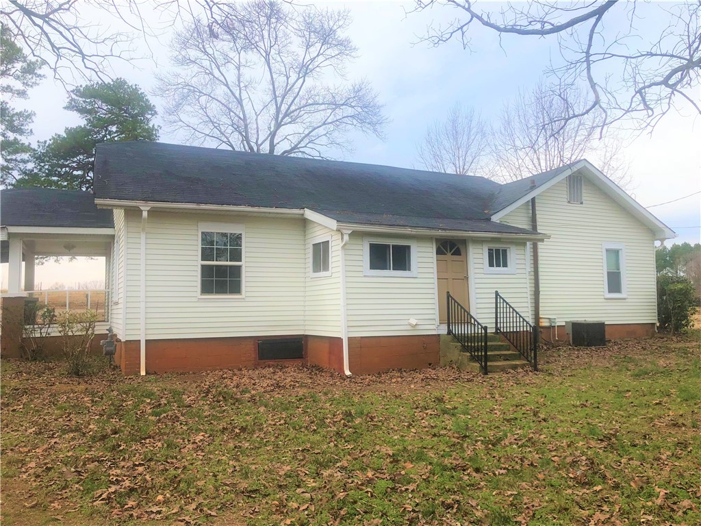 821 Tokeena Road Seneca, SC 29678 - Photo 27 of 30 Gallery Image 27