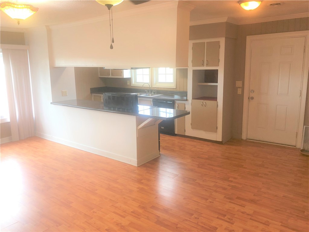 821 Tokeena Road Seneca, SC 29678 - Photo 7 of 30 Gallery Image 7