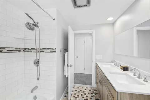 $525,000 | 127 Dellwood Road, Cranston, RI 02920