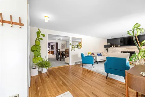 $525,000 | 127 Dellwood Road, Cranston, RI 02920