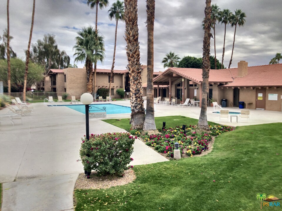 1050 Ramon Road, Unit 106 Palm Springs, CA 92264 - Photo 17 of 20 Gallery Image 17