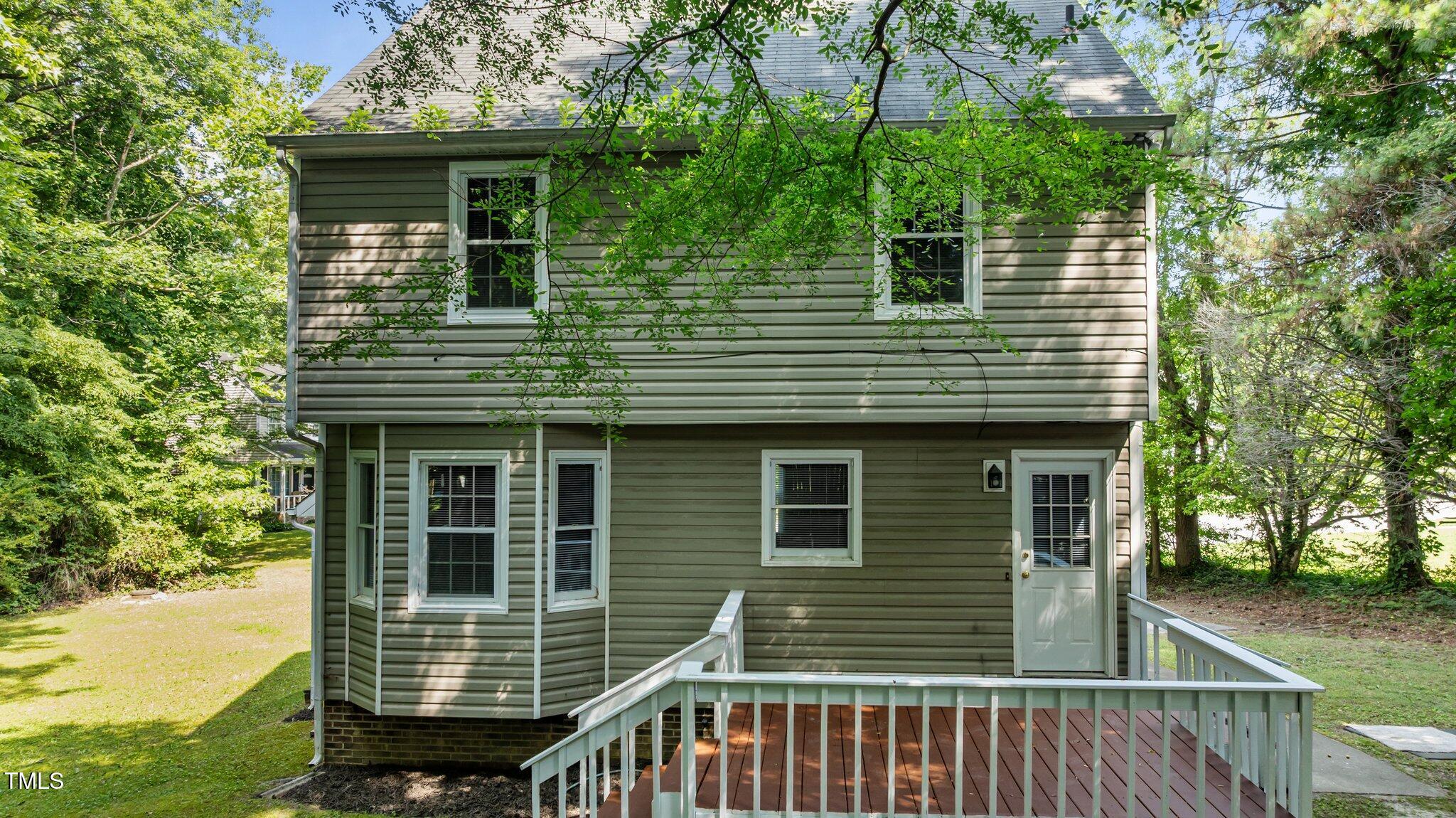 113 Fox Run Henderson, NC 27536 - Photo 23 of 44 9-web-or-mls-DJI_0789