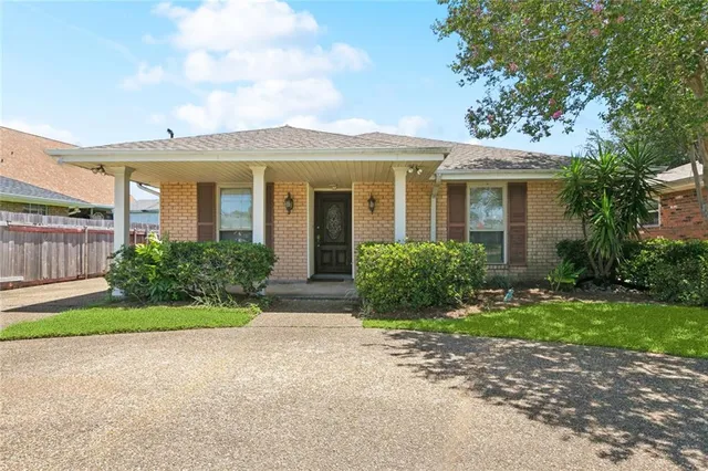 $359,900 | 4508 Kawanee Avenue, Metairie, LA 70006