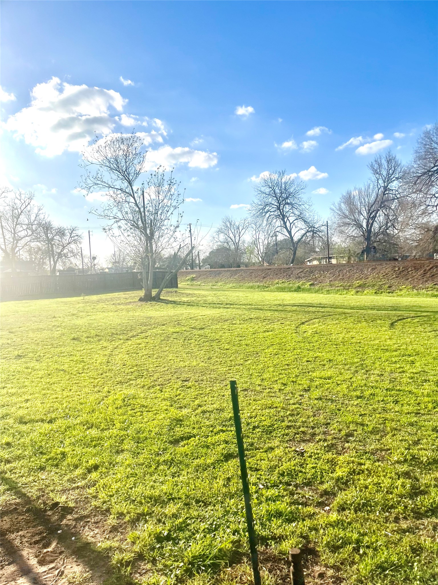 1006 Back Street Columbus, TX 78934 - Photo 1 of 5 a view of an ocean view