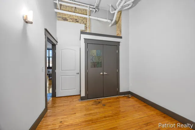 $259,900 | 600 Broadway Avenue Northwest, Unit 204, Grand Rapids, MI 49504