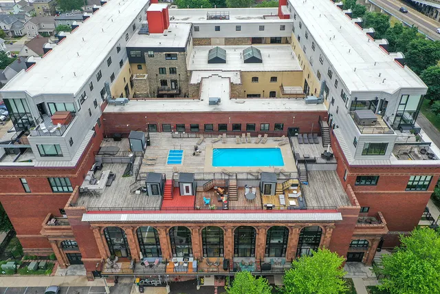 $259,900 | 600 Broadway Avenue Northwest, Unit 204, Grand Rapids, MI 49504