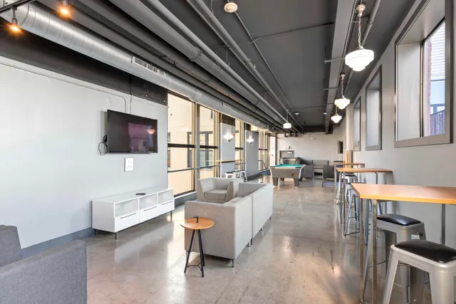 $259,900 | 600 Broadway Avenue Northwest, Unit 204, Grand Rapids, MI 49504