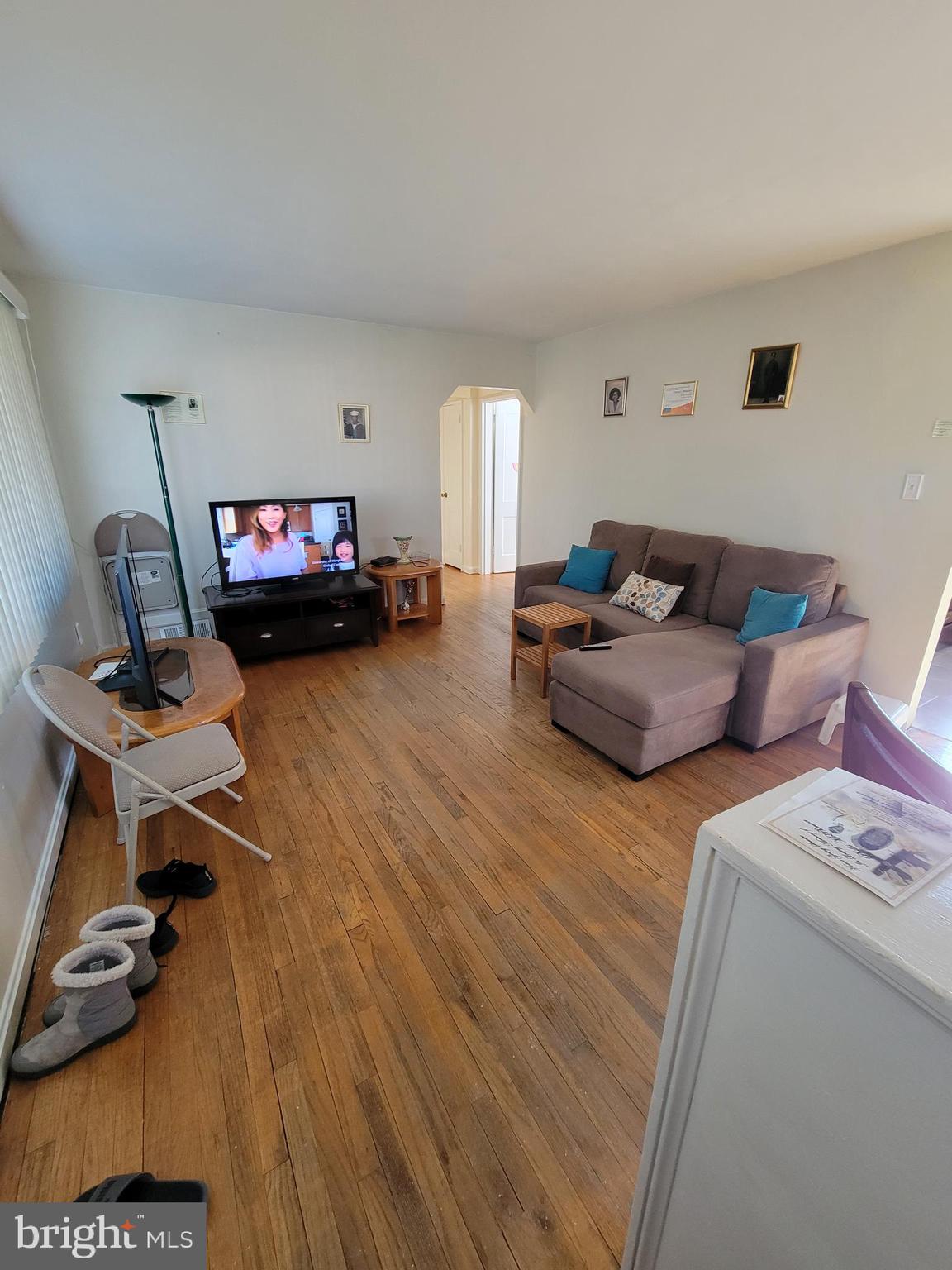 3501 Riviera Street Temple Hills, MD 20748 - Photo 3 of 16 Living Room