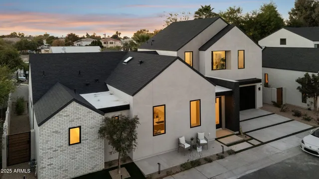 an aerial view of multiple house