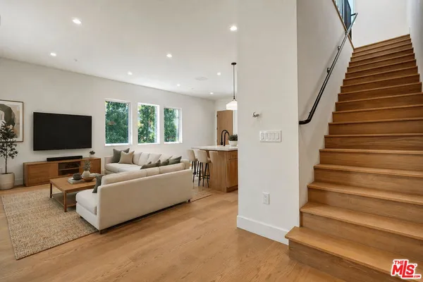 $8,995 | 4720 Marshall Drive, Culver City, CA 90230