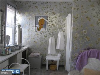 943 East Rittenhouse Street Philadelphia, PA 19138 - Photo 2 of 9 Bathroom