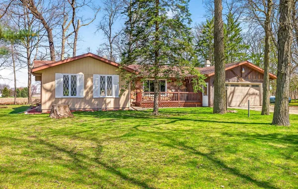 $374,900 | W7975 Treptow Lane, Eldorado, WI 54932