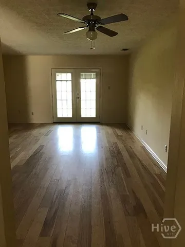 $1,500 | 282 Greenwich Drive, Unit 9, Richmond Hill, GA 31324