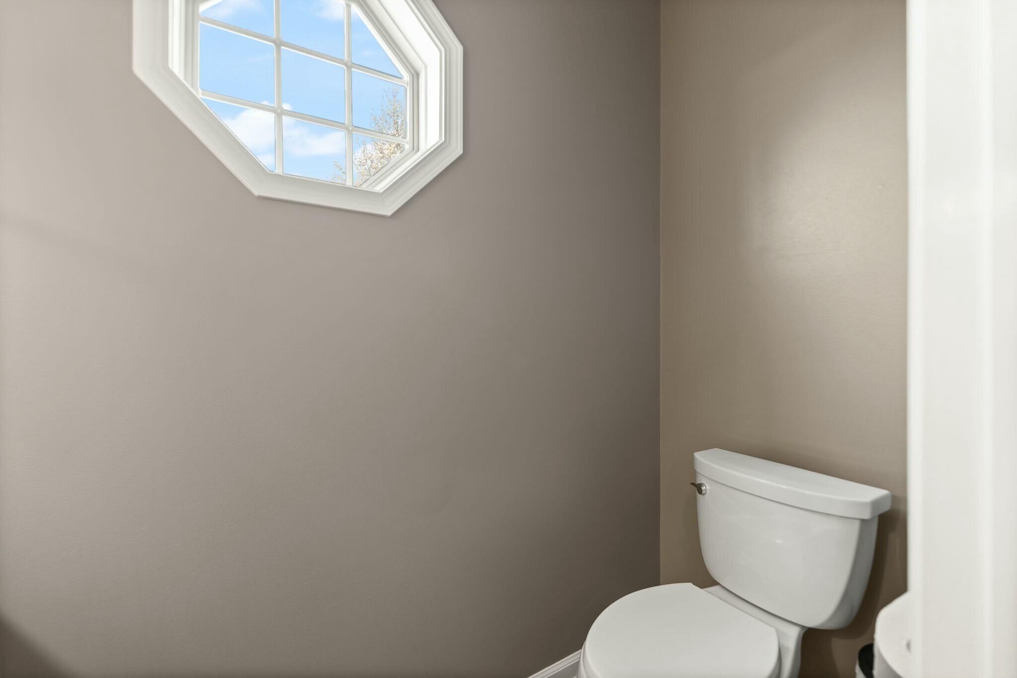 545 Millpond Road Lexington, KY 40514 - Photo 16 of 41 Half Bath