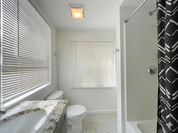 $4,672 | 48 Derby Street, Unit 1, Somerville, MA 02145