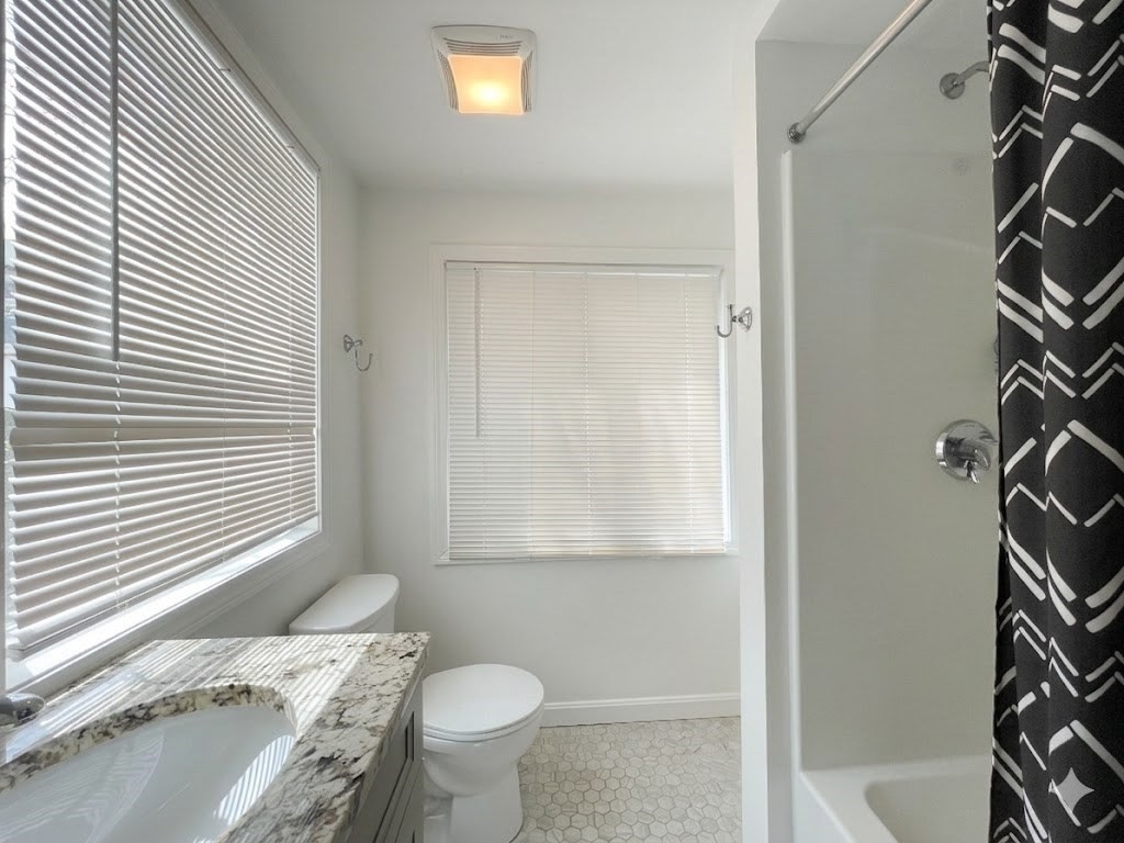 48 Derby Street, Unit 1 Somerville, MA 02145 - Photo 3 of 10