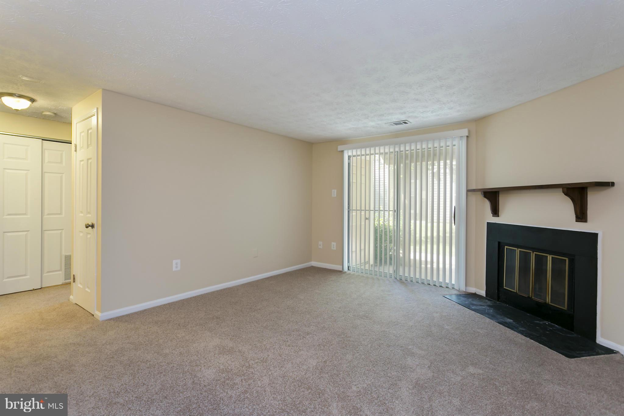 5904 Watch Chain Way, Unit 704 Columbia, MD 21044 - Photo 5 of 16 Living Room