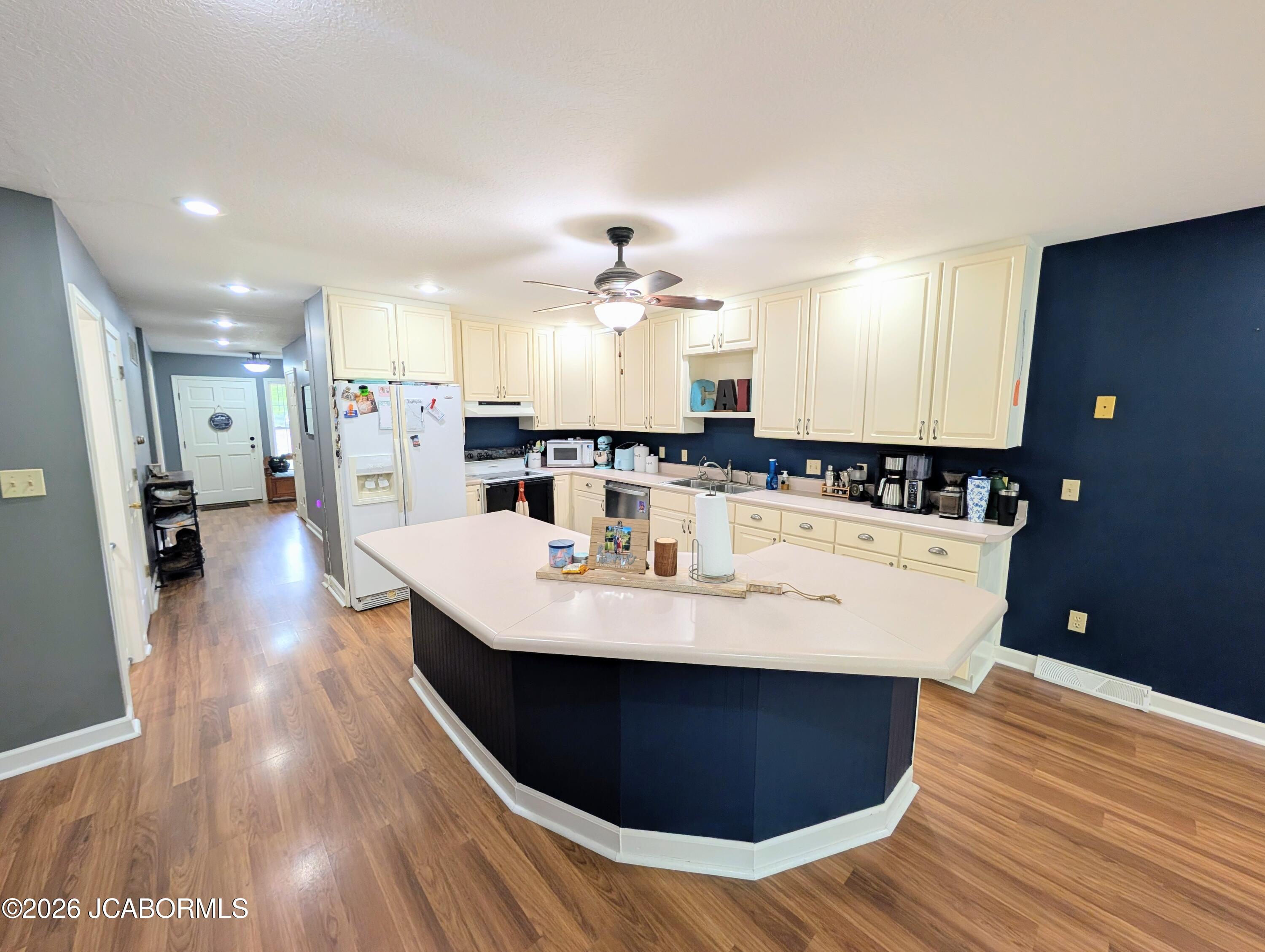 167 East Center Street Holts Summit, MO 65043 - Photo 15 of 54