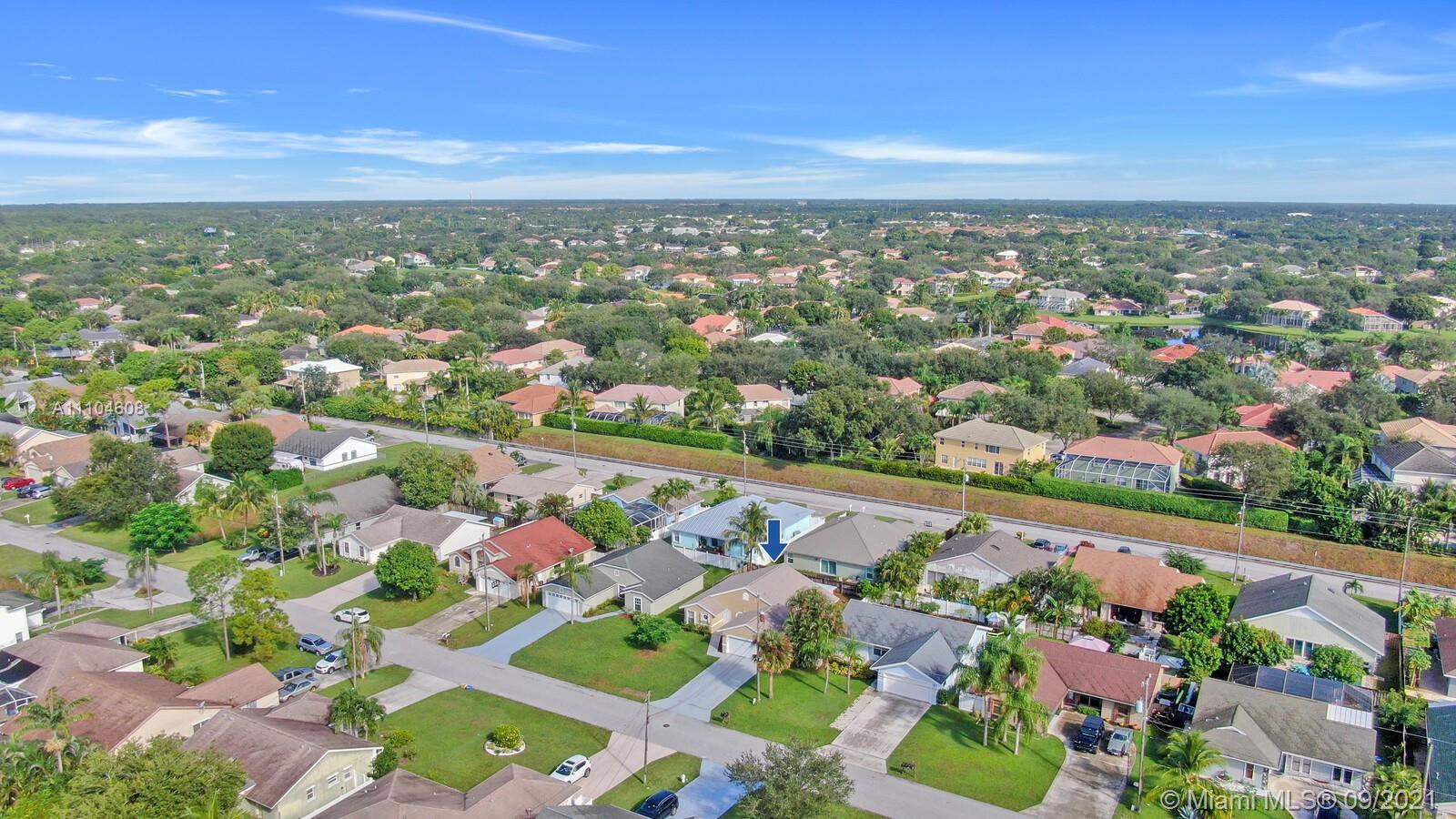 6247 Robinson Street Jupiter, FL 33458 - Photo 36 of 56 view of city and mountain