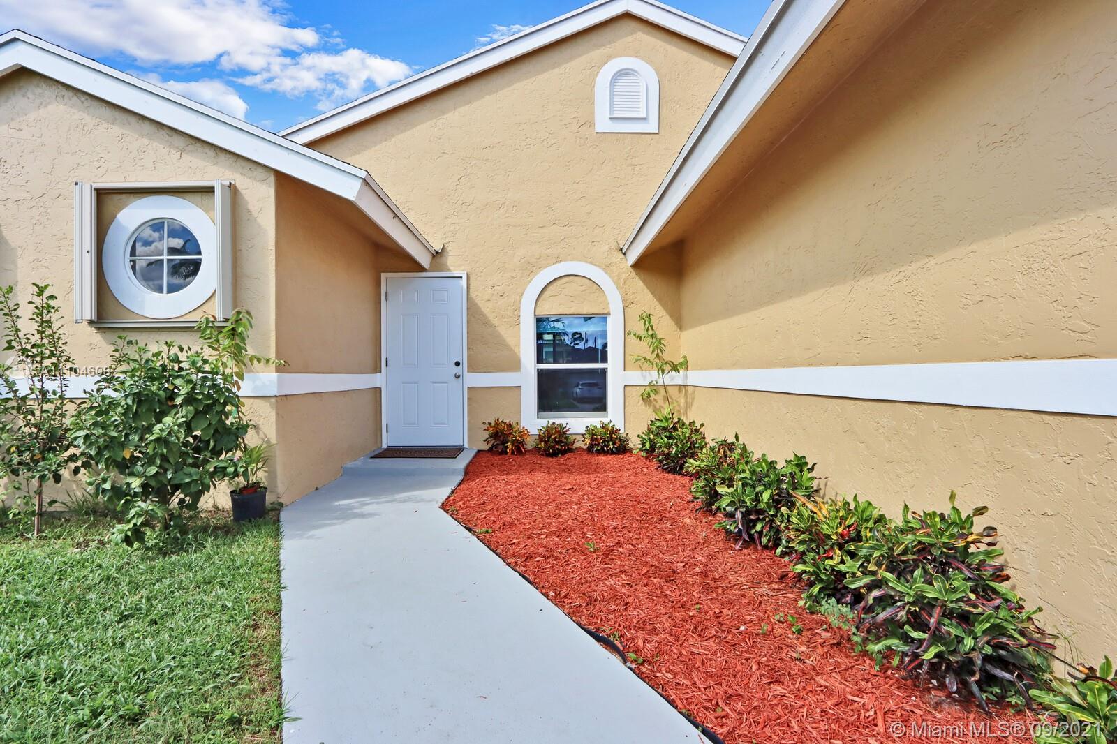 6247 Robinson Street Jupiter, FL 33458 - Photo 5 of 56