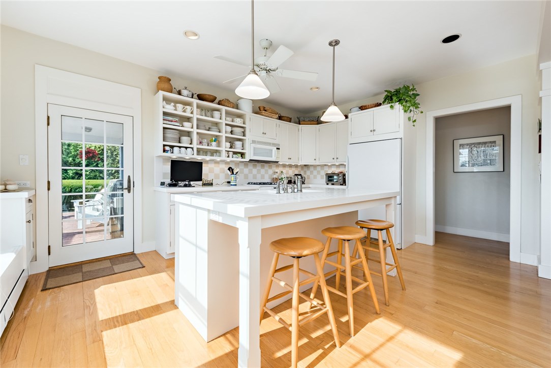81 Rossini Road Westerly, RI 02891 - Photo 6 of 31