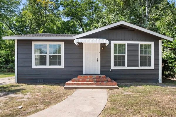 $140,000 | 706 East 1st Avenue, Corsicana, TX 75110
