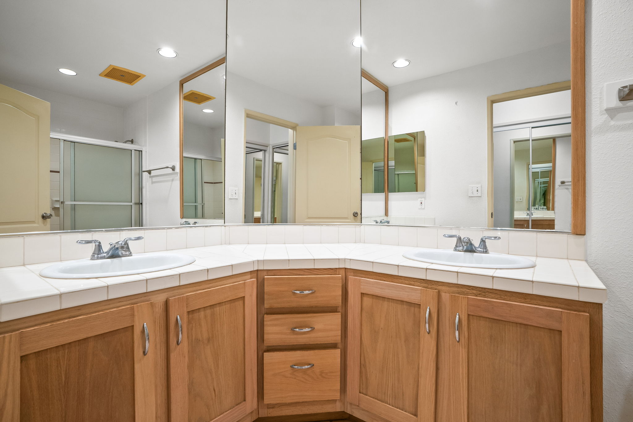 1831 Poipu Road, Unit 324 Koloa, HI 96756 - Photo 7 of 10