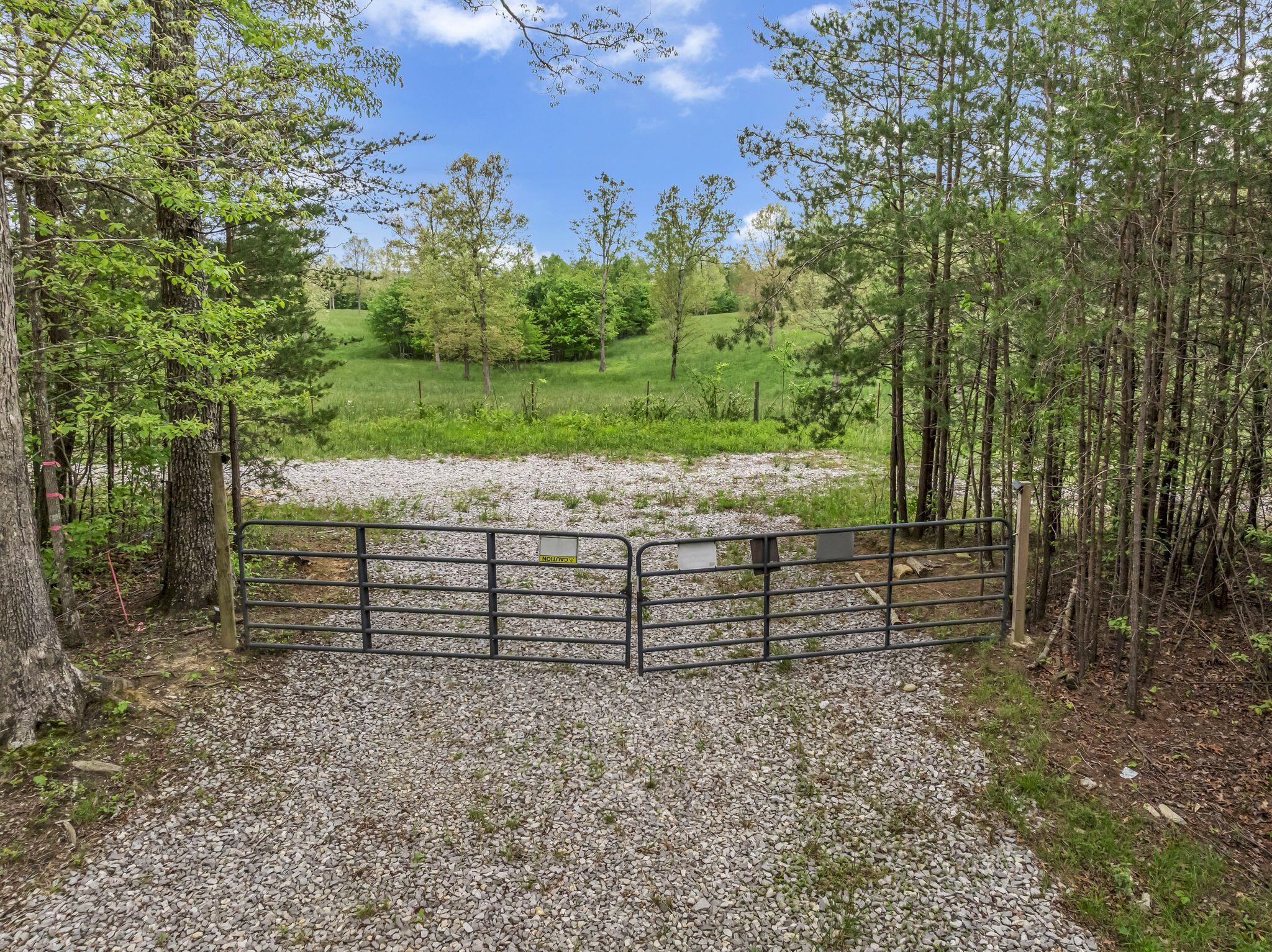 1034 Gadsden Way Spencer, TN 38585 - Photo 17 of 44 mw2505101-1029