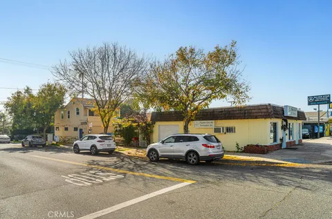 $1,550,000 | 2200 West Burbank Boulevard, Burbank, CA 91506