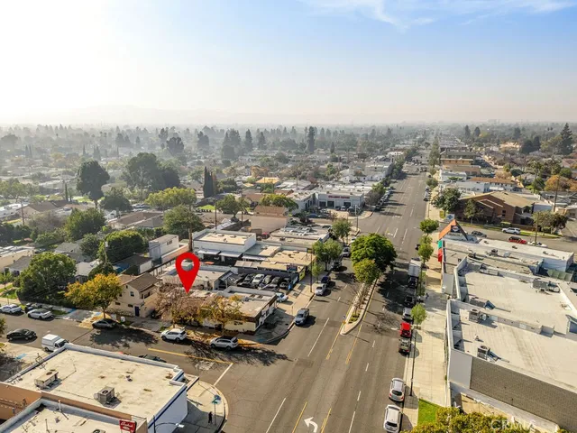 $1,550,000 | 2200 West Burbank Boulevard, Burbank, CA 91506