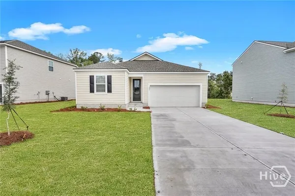 $2,500 | 201 Coby Lane, Richmond Hill, GA 31324