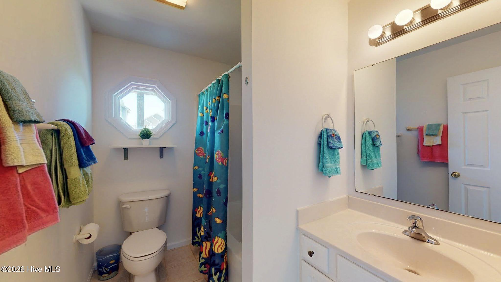 58 N Ridge Surf City, NC 28445 - Photo 31 of 50 Shared hall bath - 2nd level