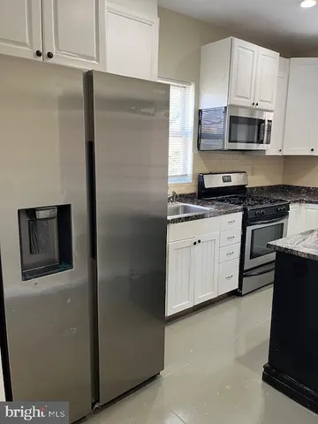 $1,990 | 537 Wildwood Parkway, Baltimore, MD 21229