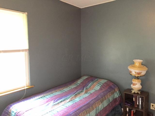 206 Edgevale Road Columbus, OH 43209 - Photo 10 of 33 Bedroom one