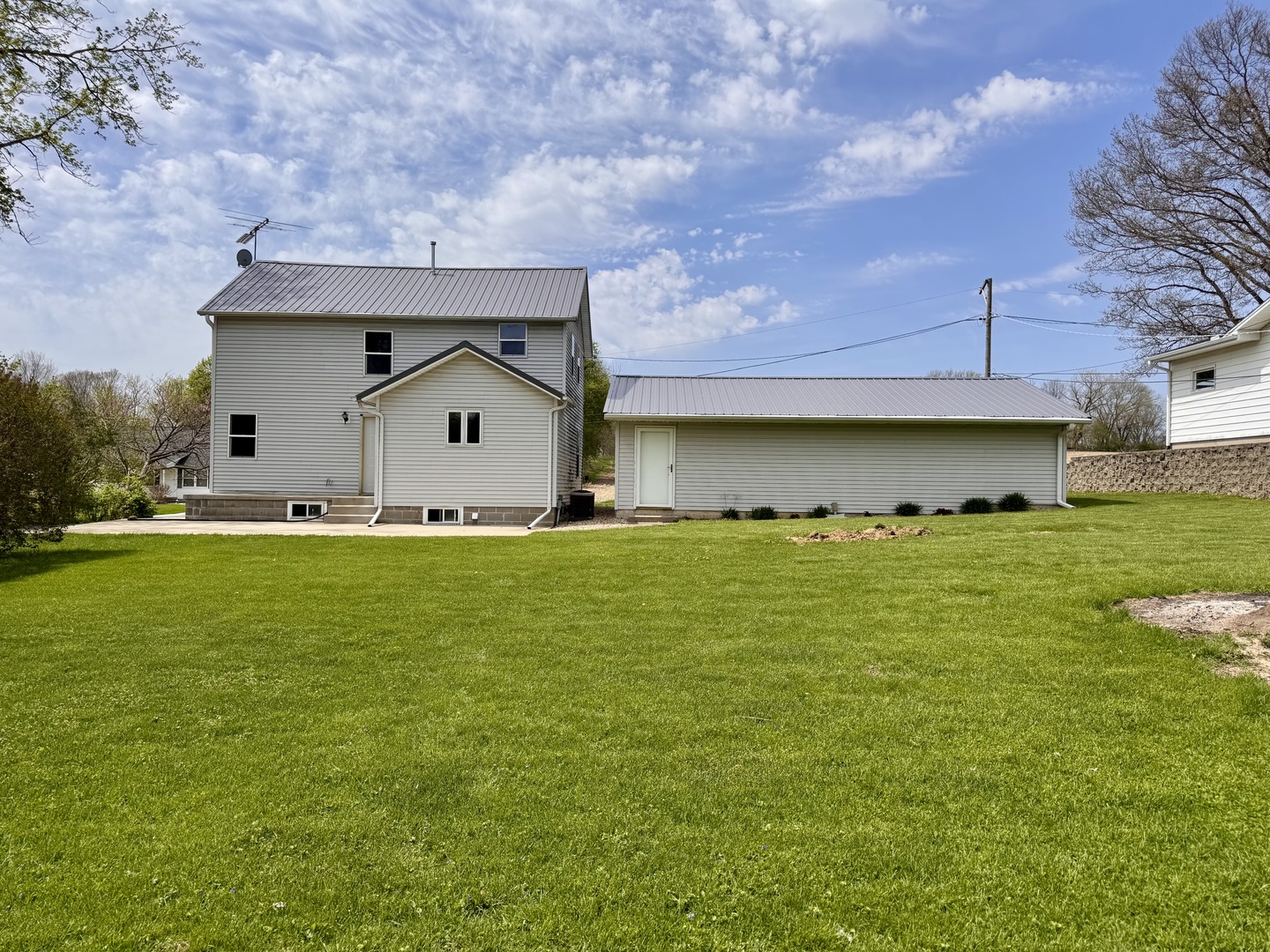 208 Hand Avenue Dixon, IL 61021 - Photo 17 of 17